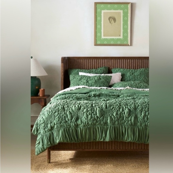 Anthropologie Dahlia Cotton Jersey Floral Quilt Size King NWT